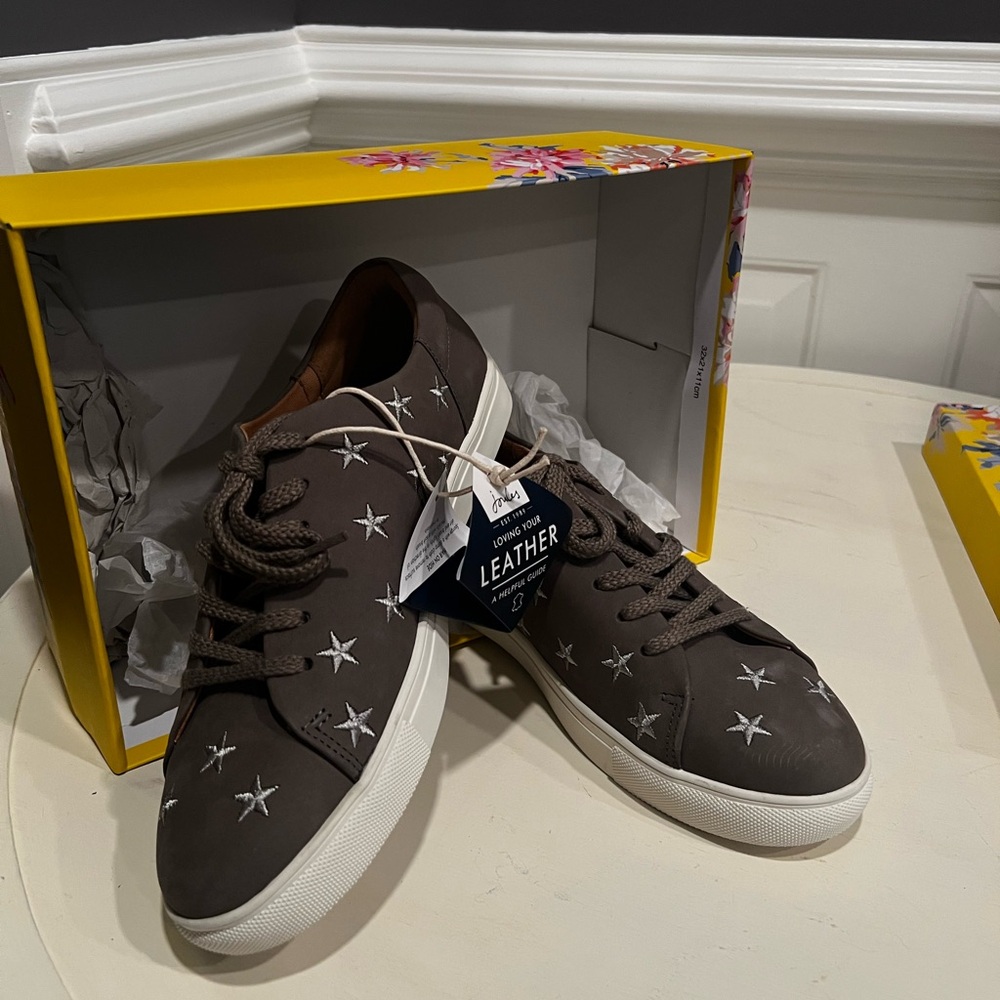 NWT Joules Leather Gray Sneakers Casual Low-Top